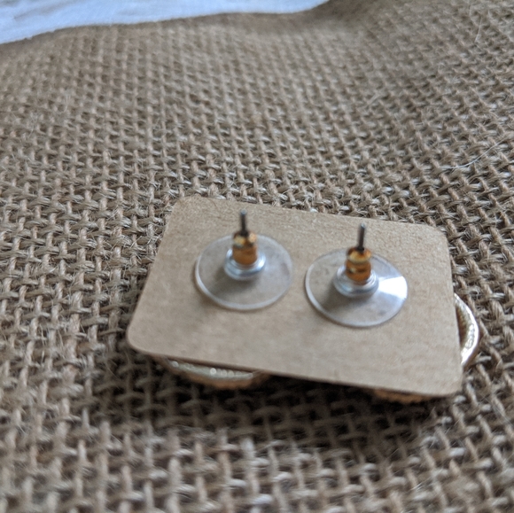 Stylish pierced earrings Great used condition - Picture 3 of 4